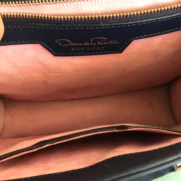 Oscar de la Renta
Large Madison Crossbody bag - Picture 6 of 8